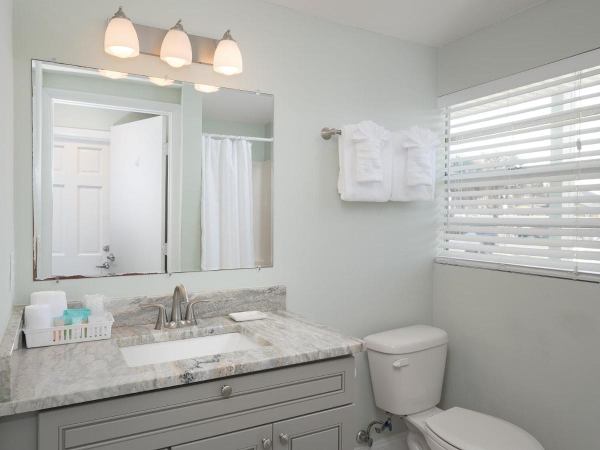 Sea Aire Oceanfront Inn Cocoa Beach Bagian luar foto