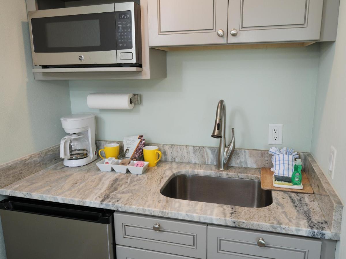 Sea Aire Oceanfront Inn Cocoa Beach Bagian luar foto