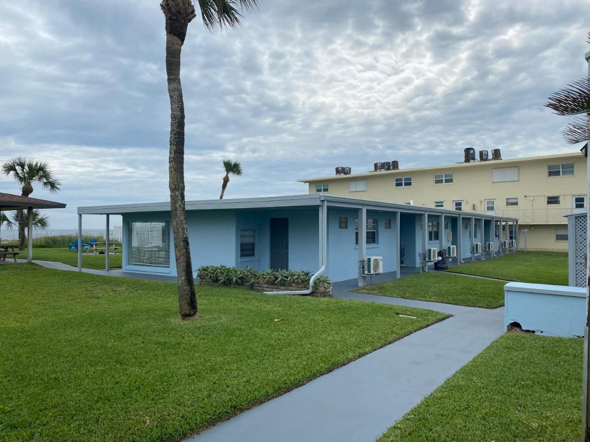 Sea Aire Oceanfront Inn Cocoa Beach Bagian luar foto